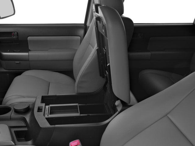 2016 Toyota Sequoia SR5