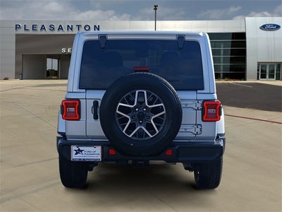 2024 Jeep Wrangler Sahara