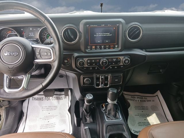 2022 Jeep Gladiator Overland