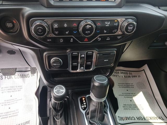 2022 Jeep Gladiator Overland