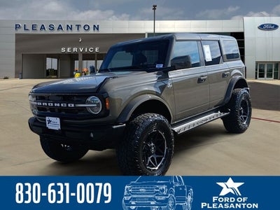 2025 Ford Bronco Outer Banks