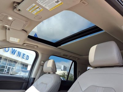 2024 Ford Expedition Base