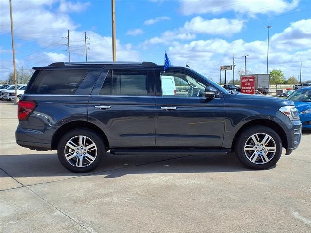 2024 Ford Expedition Base