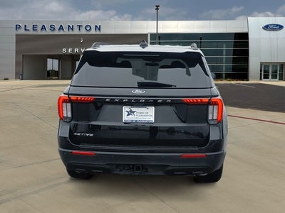 2025 Ford Explorer Base