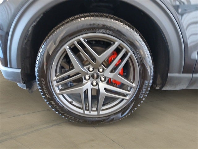 2025 Ford Explorer Base