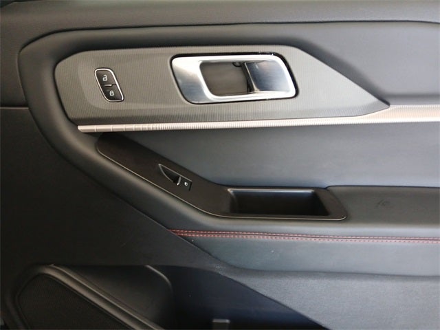 2025 Ford Explorer Base