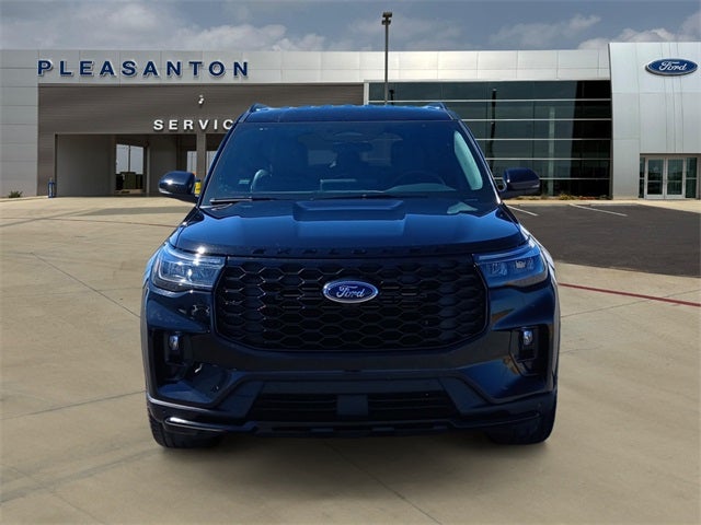 2025 Ford Explorer Base