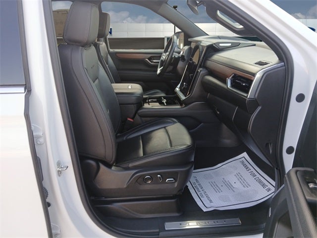 2025 GMC Yukon XL Denali