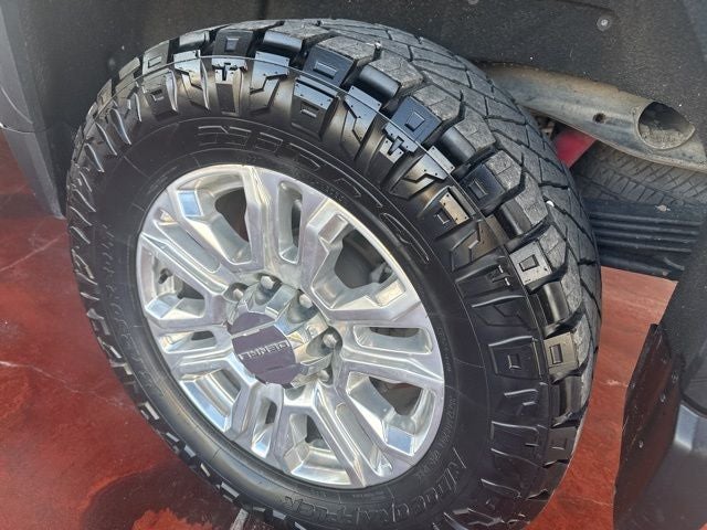 2023 GMC Sierra 2500HD Denali