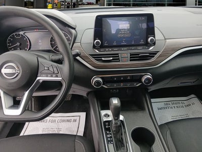 2025 Nissan Altima SV