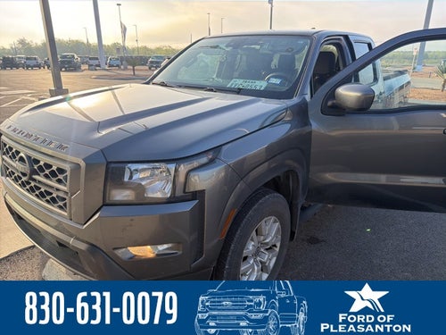 2022 Nissan Frontier SV