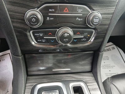 2022 Chrysler 300 Touring L