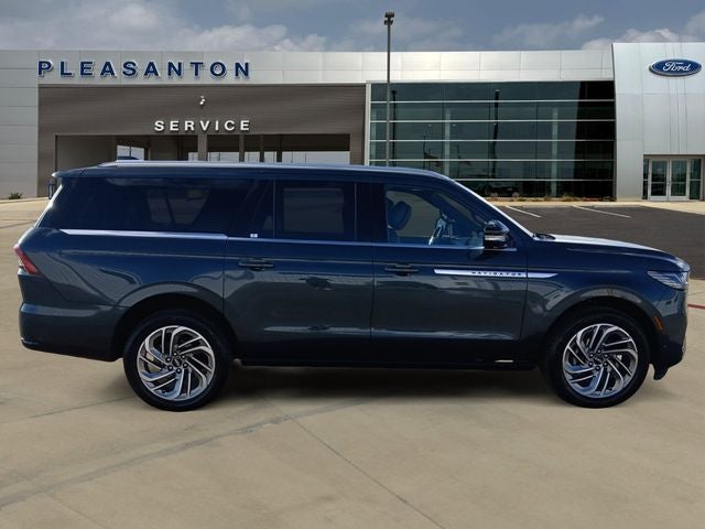 2025 Lincoln Navigator L L Reserve