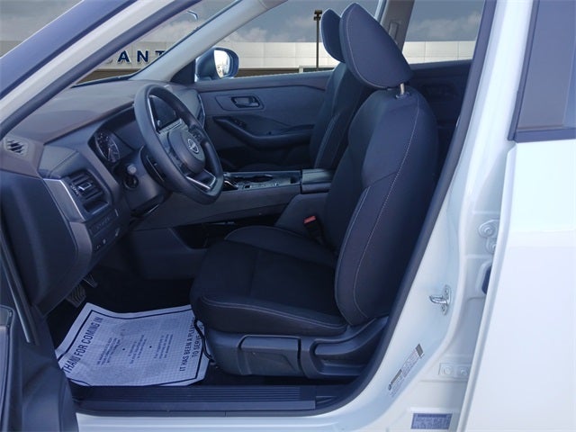 2023 Nissan Rogue Base