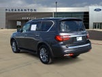 2023 INFINITI QX80 LUXE