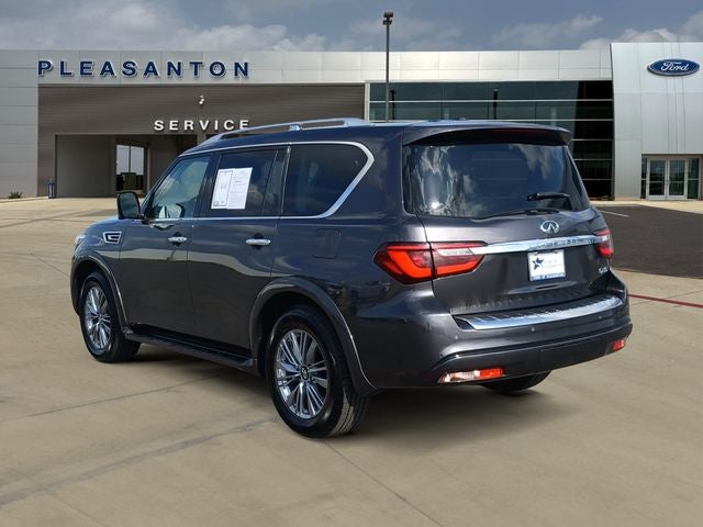 2023 INFINITI QX80 LUXE