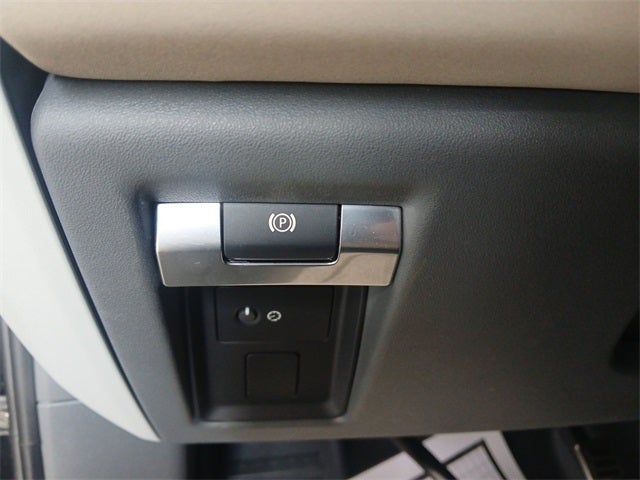 2022 Land Rover Defender 110 110 SE