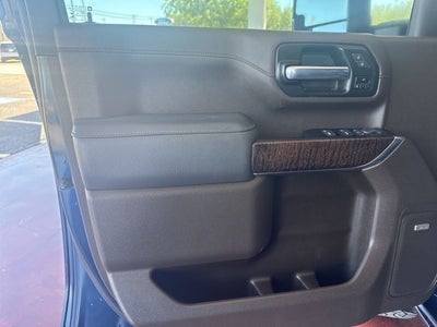 2023 GMC Sierra 2500HD Denali