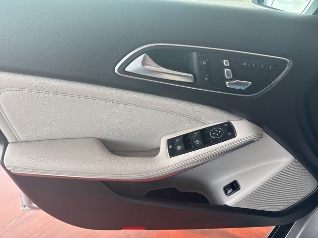 2020 Mercedes-Benz GLA Base