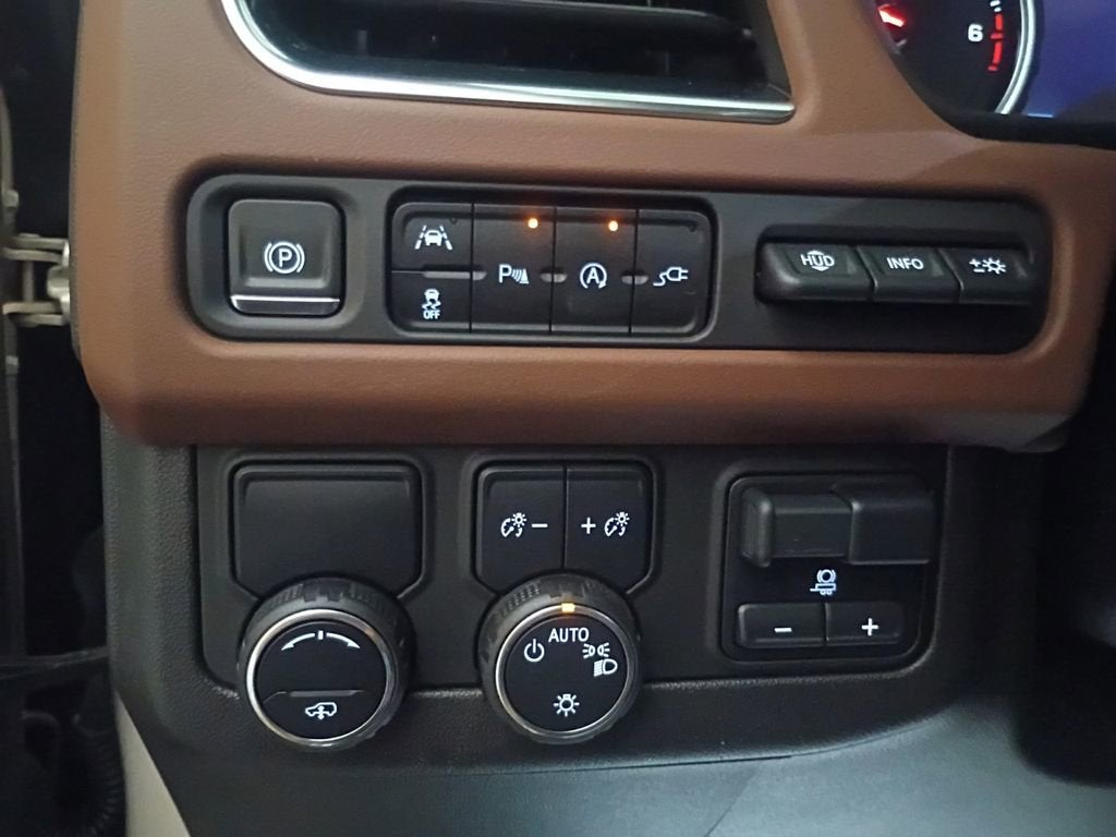 2021 Chevrolet Suburban High Country