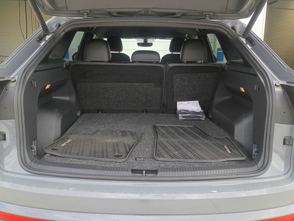 2021 Volkswagen Atlas Cross Sport 2.0T SE w/Technology