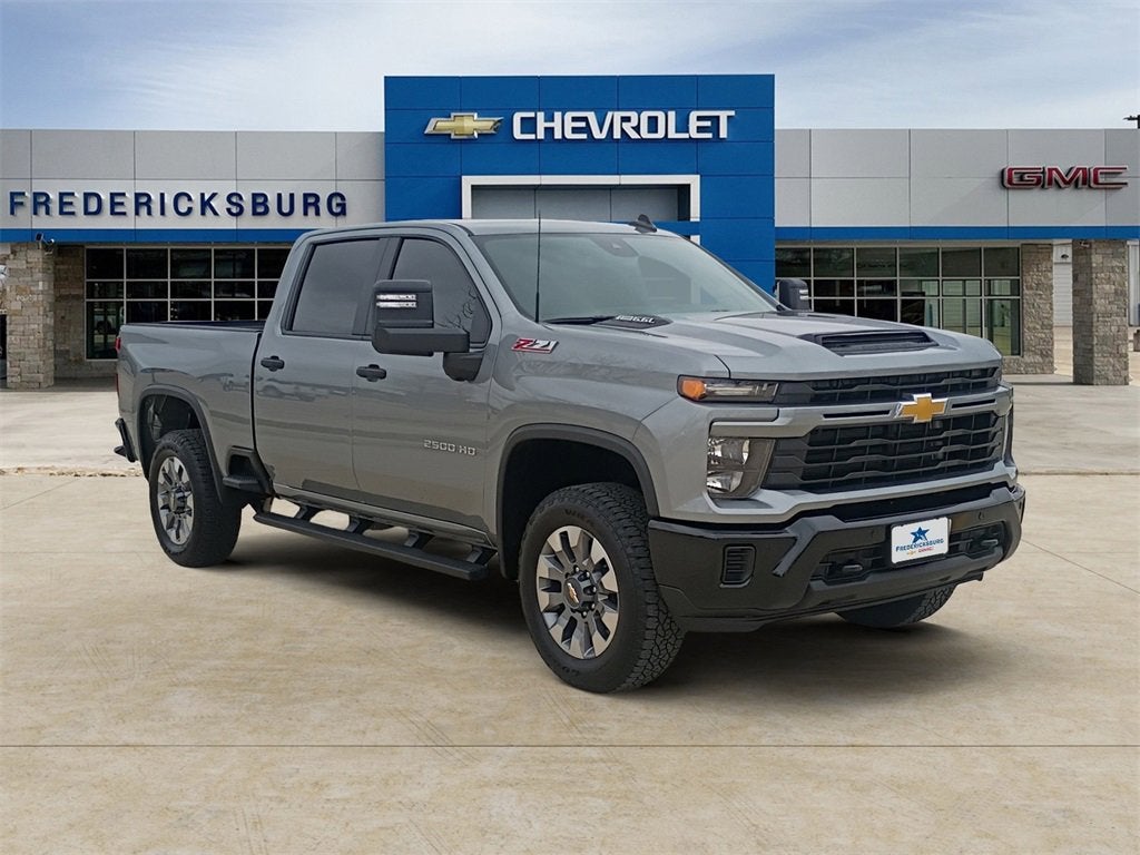 2026 Chevrolet Silverado 2500 HD Custom