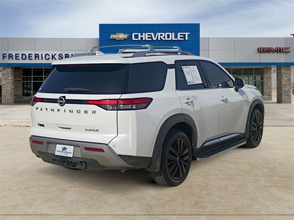2025 Nissan Pathfinder Platinum