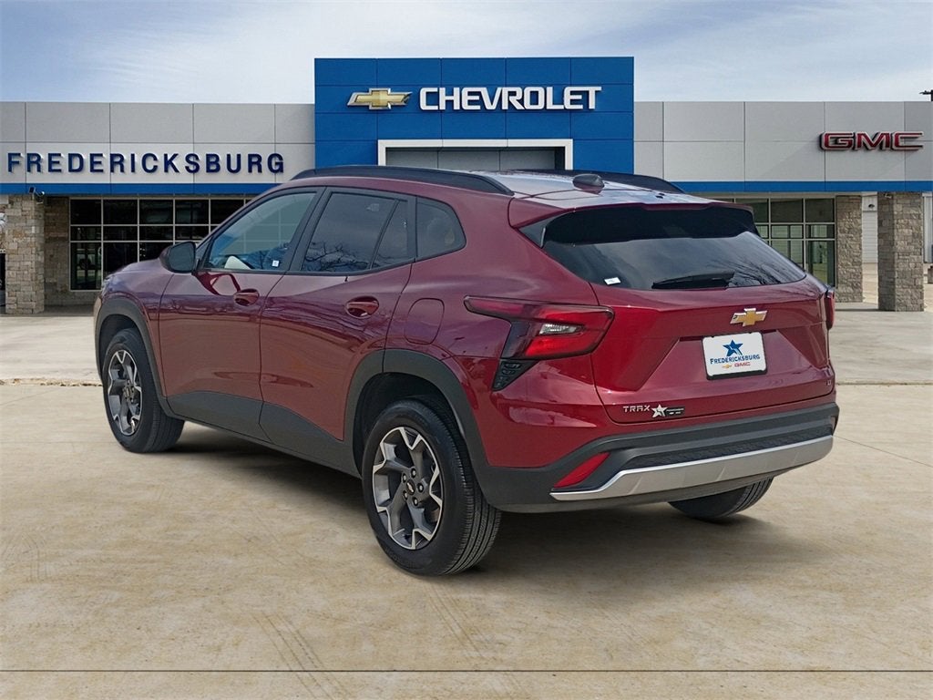 2025 Chevrolet Trax LT