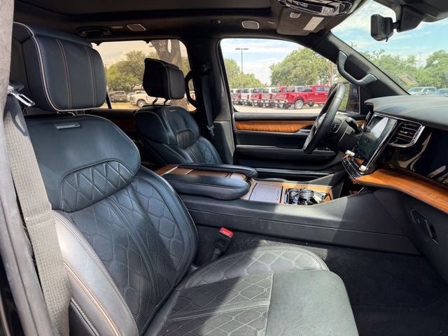2023 Jeep Grand Wagoneer L Series III