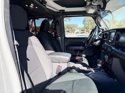 2021 Jeep Gladiator Willys