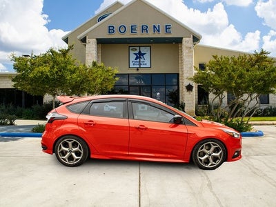 2016 Ford Focus Base