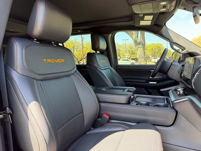 2025 Ford Expedition Tremor