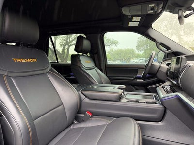2025 Ford Expedition Tremor