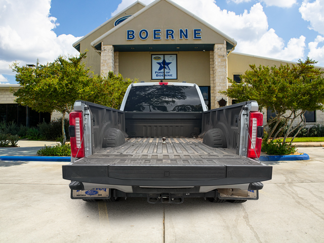 2023 Ford F-350SD Lariat Super Duty