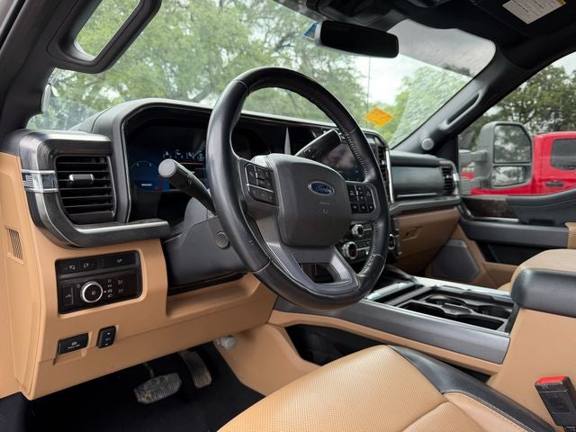 2023 Ford F-350SD Lariat Super Duty