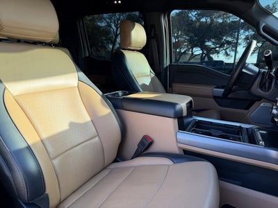 2025 Ford F-350SD Lariat Super Duty