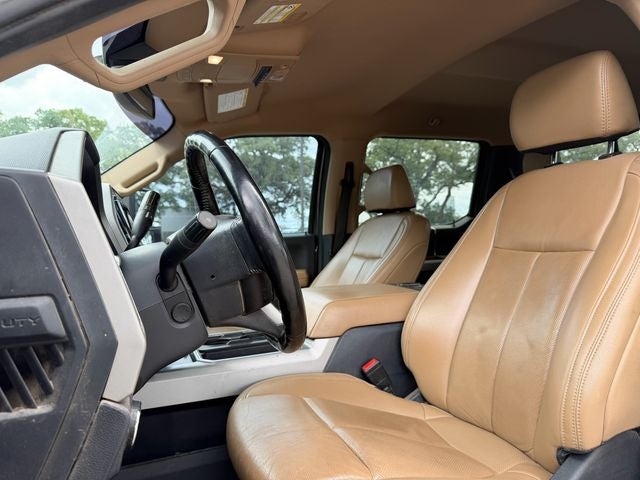 2022 Ford F-350SD Lariat Super Duty