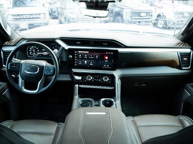 2025 GMC Sierra 2500HD Denali