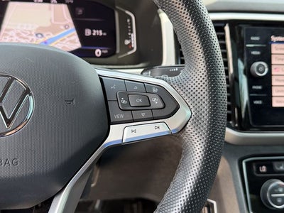 2023 Volkswagen Atlas Cross Sport 3.6 V6 SEL R-Line Black