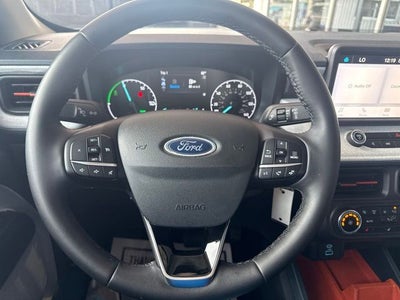 2023 Ford Maverick XL
