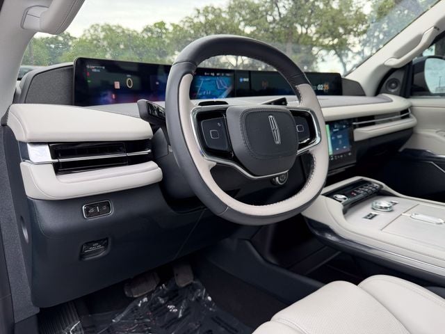 2025 Lincoln Navigator L L Reserve