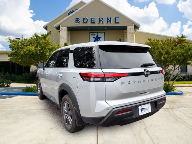 2024 Nissan Pathfinder S