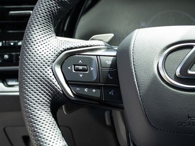 2025 Lexus TX F SPORT Handling