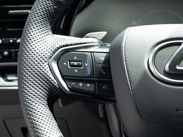 2025 Lexus TX F SPORT Handling