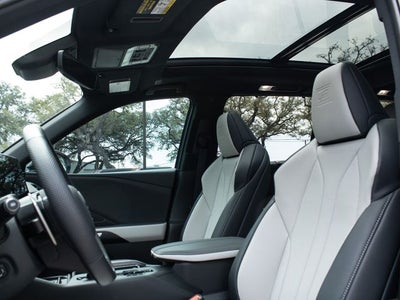 2025 Lexus TX F SPORT Handling