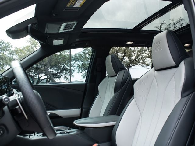 2025 Lexus TX F SPORT Handling