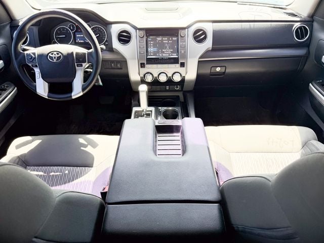 2015 Toyota Tundra SR5
