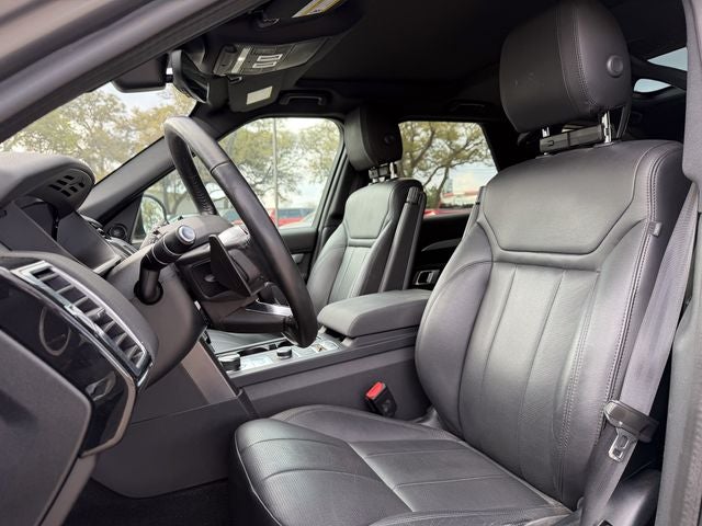 2020 Land Rover Discovery Landmark