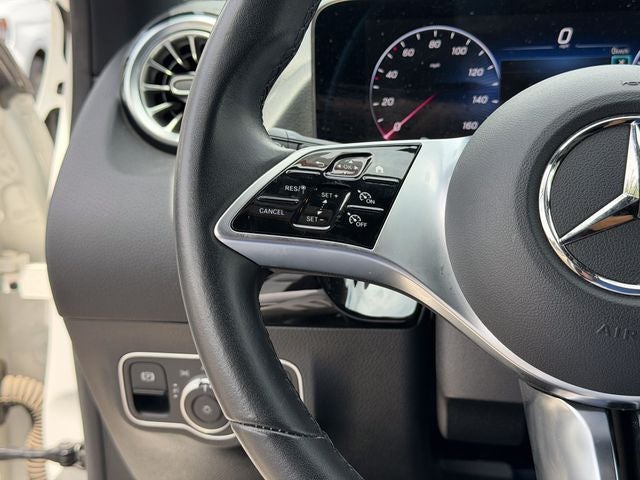 2025 Mercedes-Benz GLA Base