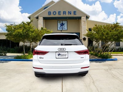 2024 Audi Q3 40 Premium